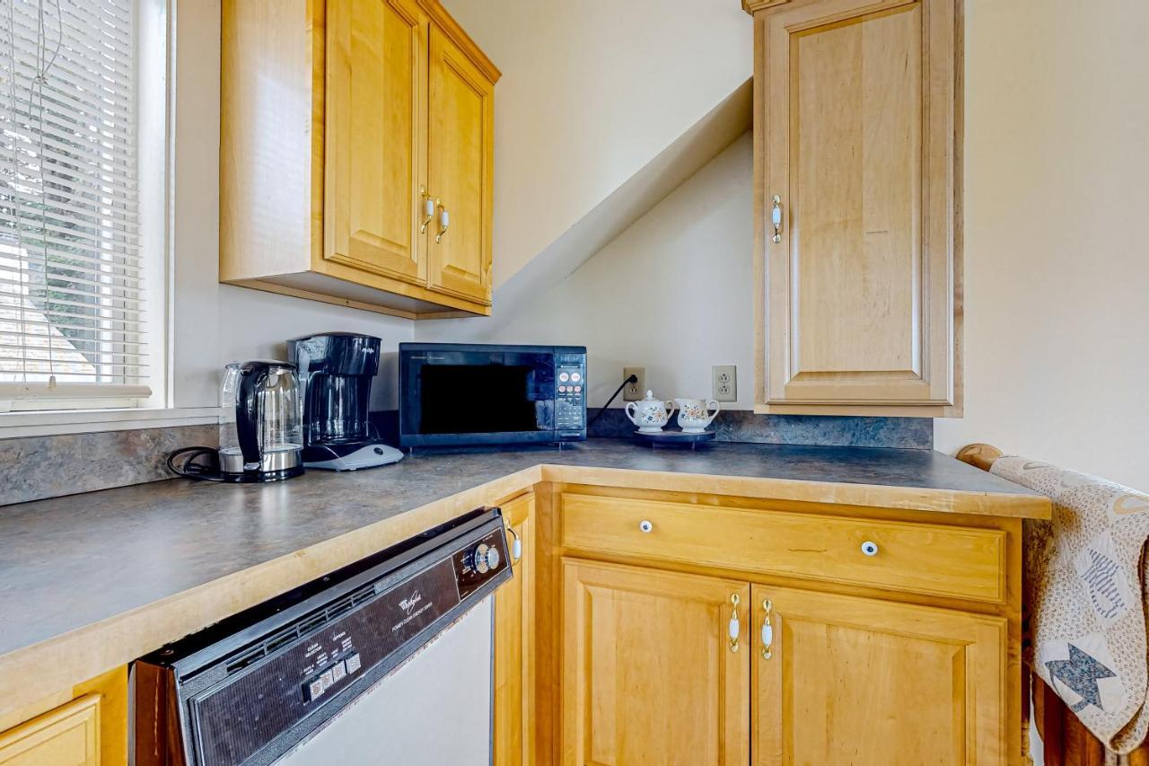 Wind Hill Farm Apartment Манчестър Екстериор снимка