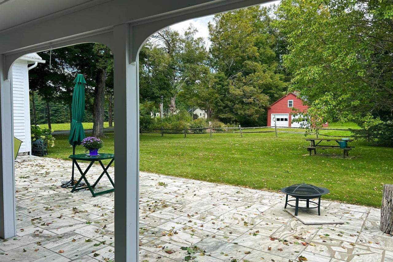 Wind Hill Farm Apartment Манчестър Екстериор снимка
